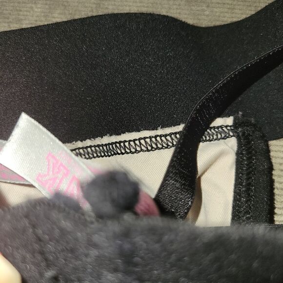 PINK BRALETTE Size medium - Picture 5 of 6